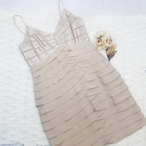Eliza J Dresses & Skirts - Eliza J Tiered Ruffle Cocktail Dress